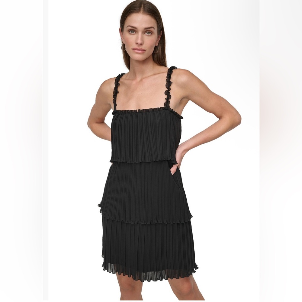 DKNY Black Pleated Ruffle Tiered Dress | Size US 12 | NWT